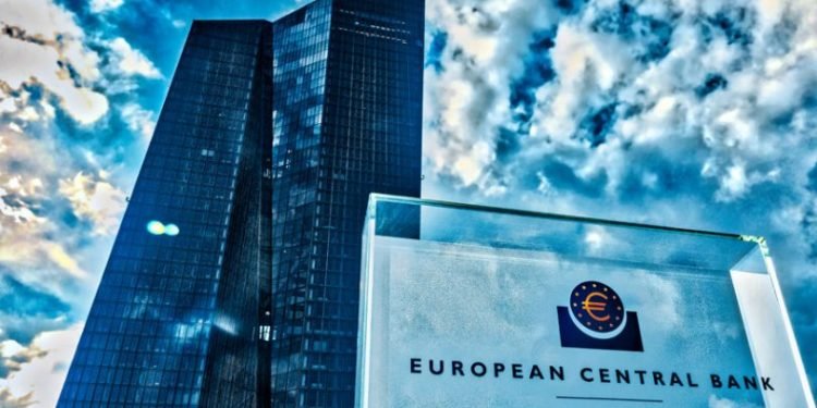 ईसीबीद्वारा पुनः ब्याज दर वृद्धि