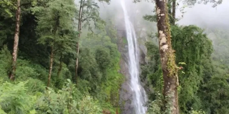 भोजपुरको छाँगे झरना ओझेलमा