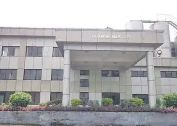 चितवन मिल्कबाट दैनिक एक लाख लिटर दूध प्रशोधन