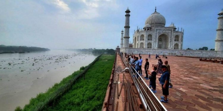 यमुना नदीको पानी ४५ वर्षपछि ताजमहल छिर्‍यो