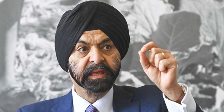 धनी र गरिबको विभाजनले ‘गरिबी समस्या’ थप बढ्दोः विश्व बैंक प्रमुख