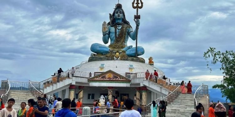 नयाँ पर्यटकीय गन्तव्य पुम्दीकोटको विशाल मूर्ति
