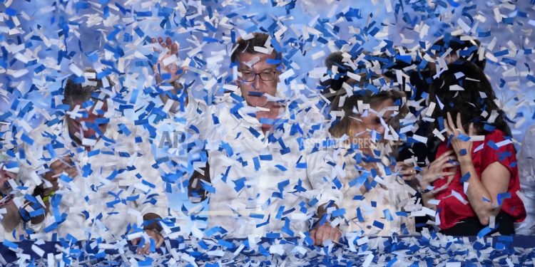 स्पेन निर्वाचन स् पपुलर पार्टी विजयी, सरकार गठनका लागि आवश्यक बहुमत पुगेन