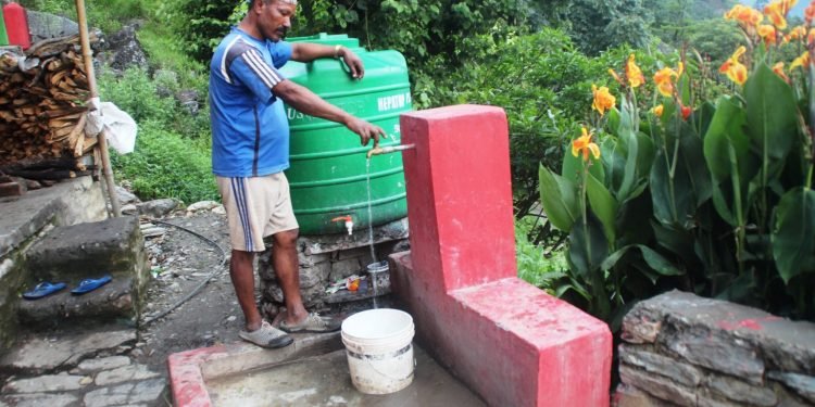 दलित बस्तीमा ‘एक घर एक धारा’