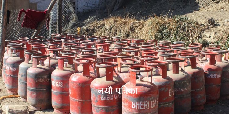 एलपी ग्यासको आयातमा कमी