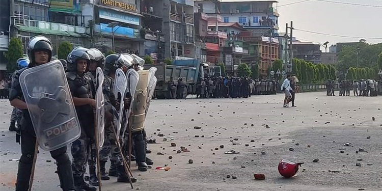 टिपरले आमाछोरीको ज्यान लिएपछि इटहरीमा तनाव