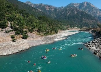 कर्णाली चिसापानी जलविद्युत् आयोजना निर्माण कति सम्भव छ ?