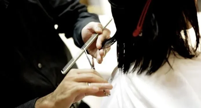 अफगानिस्तानका ब्युटीपार्लरमा तालिवानको प्रतिबन्ध