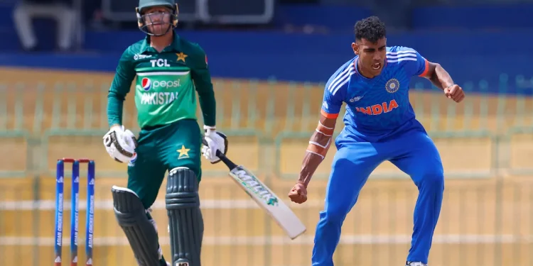 एसीसी इमर्जिङ कप क्रिकेटः उपाधिको लागि भारत र पाकिस्तान खेल्दै