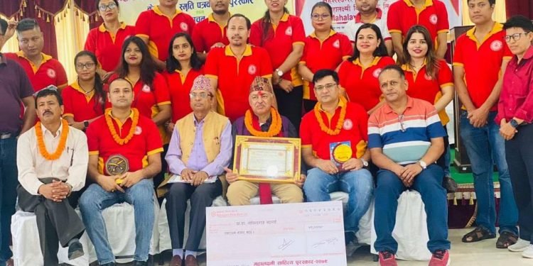 महालक्ष्मी विकास बैंकद्वारा प्रा. डा. गोविन्दराज भट्टराई सम्मानित