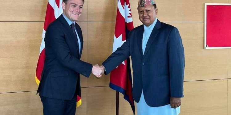 नेपालको स्वास्थ्य क्षेत्रमा बेलायतको सहयोग जारी रहन्छ : बेलायती स्वास्थ्य राज्यमन्त्री क्वीन्स