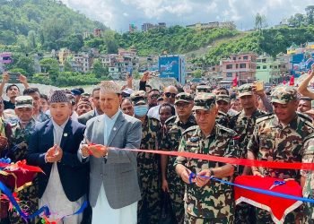 मेलम्चीमा स्वास्थ्य मन्त्रीद्वारा पुल उद्घाटन