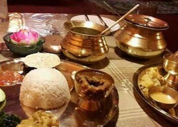 तुलसीपुरका होटेलमा रैथाने खाना