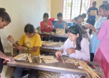 विद्यार्थी तथा अभिभावकको आकर्षणमा ‘पढ्दै कमाउँदै कार्यक्रम’