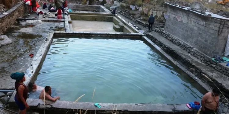 तातोपानी कुण्डको आम्दानी एक करोड ३७ लाख