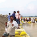 बलान नदी नियन्त्रण गर्न अस्थायी तटबन्ध निर्माण