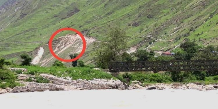 मुगु जिप दुर्घटनामा मृत्यु हुनेको संख्या चार पुग्यो