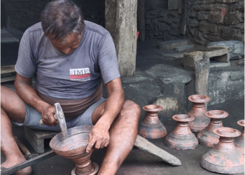 आराम छोडेर आरनमा रमाउँदै सुशील