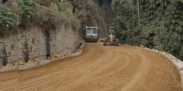 भक्तपुर–नगरकोट सडक निर्माण गुणस्तरहीन रहेको निष्कर्ष
