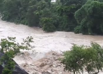 बाग्मती नदीले सतर्कता तह पार गर्‍यो