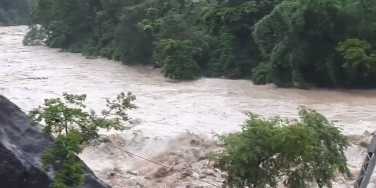 बाग्मती नदीले सतर्कता तह पार गर्‍यो