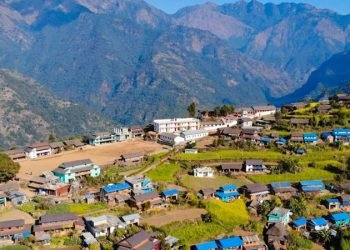 सुनसान छन् बागलुङका घरबास