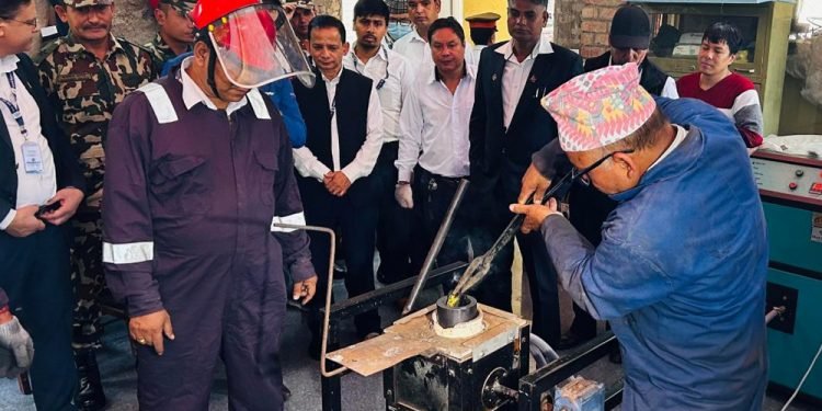 ‘ब्रेक शु’ मा बरामद भएको सुन २४ क्यारेटको