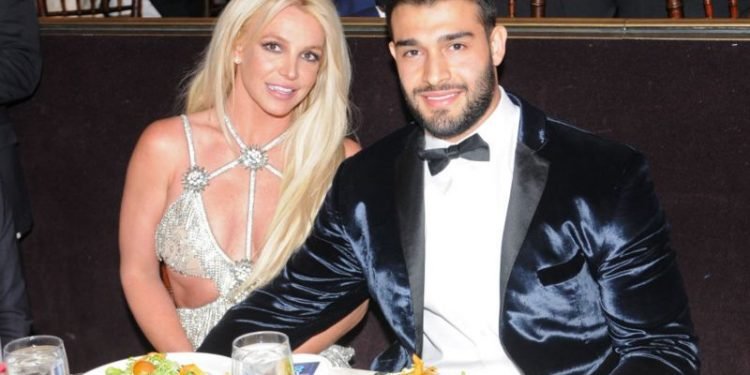 ब्रिटनी स्पियर्सका श्रीमान् स्याम असगरीले गरे विवाह टुटेको घोषणा