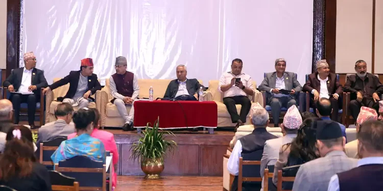 कांग्रेस बैठकः संसद् खुलाउन अन्य दलसँग छलफल गर्ने