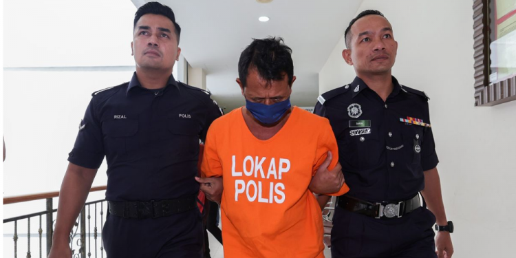 दुई छोरीलाई बलात्कार गर्ने बुबालाई ७०२ वर्ष कैद सजाय