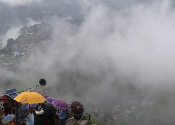पदयात्रामार्फत दृश्यावलोकन गर्न आकर्षक गन्तव्य बागलुङको ‘भिरलाखुरी’