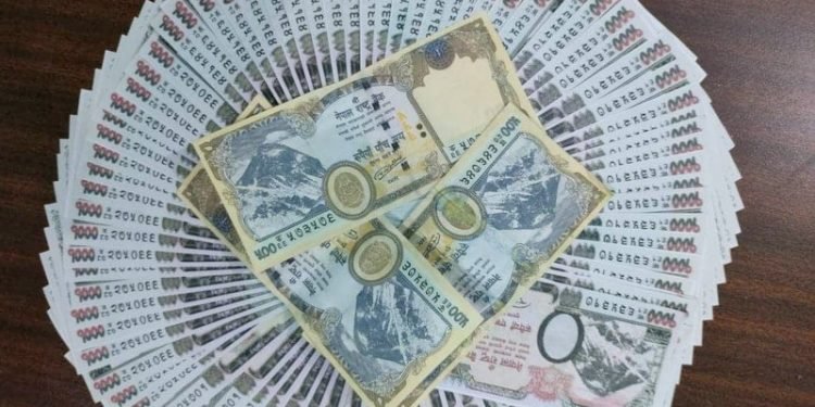 भक्तपुरबाट १५ लाख नक्कली नोट बरामद, नौ जना पक्राउ