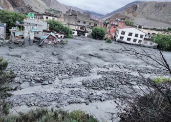 कागबेनीका स्थानीय भन्छन्- ज्यान त बच्यो, हेर्दा हेर्दै घरबारविहीन भयौँ