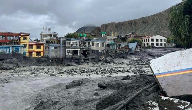 कागबेनी बाढी अपडेटः २९ घर पूर्णरूपमा ध्वस्त, सडक अवरुद्ध