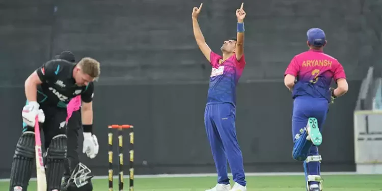 युएईविरुद्ध न्यूजील्याण्ड १९ रनले विजयी