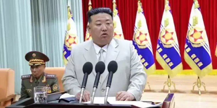 युद्धको लागि तयारी अवस्थामा रहन किमको नौसेनालाई निर्देशन