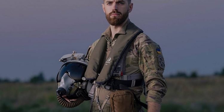 लडाकु जहाज दुर्घटनामा युक्रेनका चर्चित पाइलटको निधन