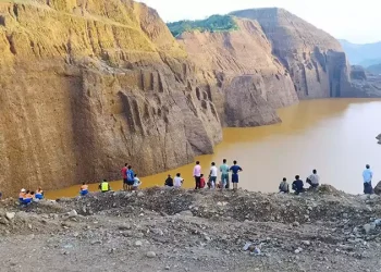म्यान्मारमा खानीमा पहिरोः २५ जनाको मृत्यु, १४ अझै बेपत्ता