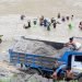 सम्झौताविना नदीजन्य वस्तुको उत्खनन्