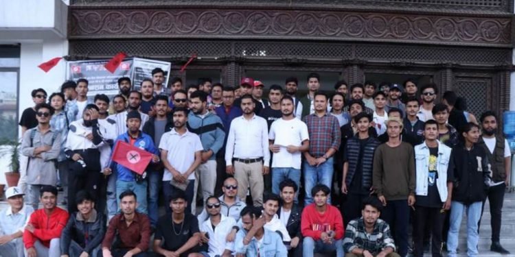 नेविसंघको असन्तुष्ट पक्ष रिले अनसनमा