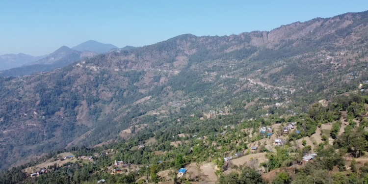 पहाडी क्षेत्रमा जनसङ्ख्या घट्दो, अवसरको खोजीमा बसाइँसराइ