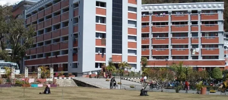 पोखराका अस्पतालमा आँखाको परीक्षण र औषधि निःशुल्क