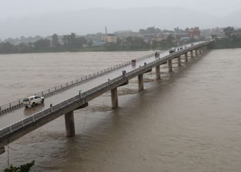 नारायणी नदीमा हाम फालेकी महिलाको मृत्यु