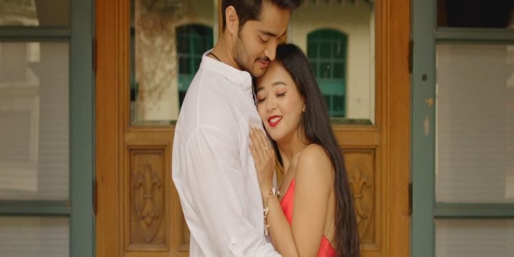 ‘कोसेली’मा रजनी र रोशनको रोमान्स