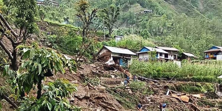 पहिरोले सुवा गाउँका १० परिवार विस्थापित