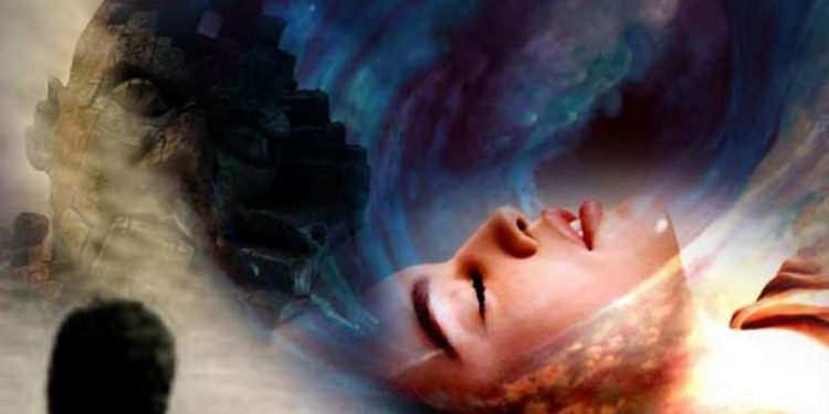 सपनामा महिलालाई देख्नुको फल के हुन्छ ?