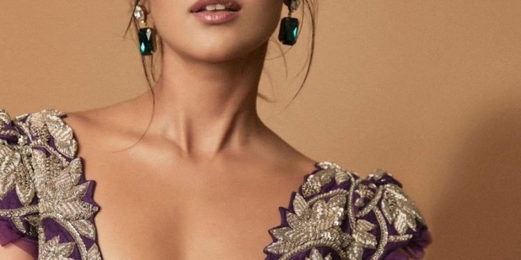 विवाहअघि आमा बनिन् बलिउड अभिनेत्री इलियाना