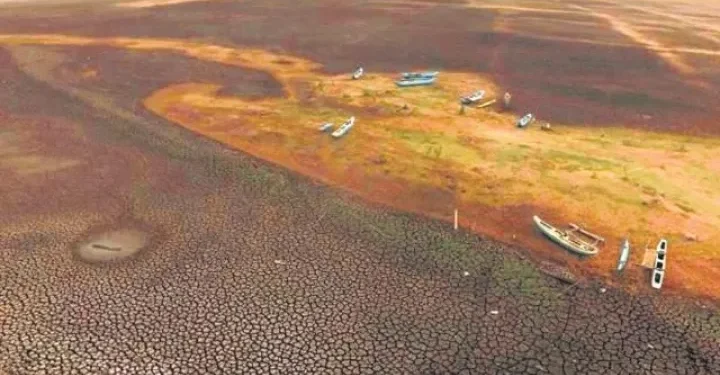 नब्बे हजार श्रीलङ्काली खडेरीको चपेटामा