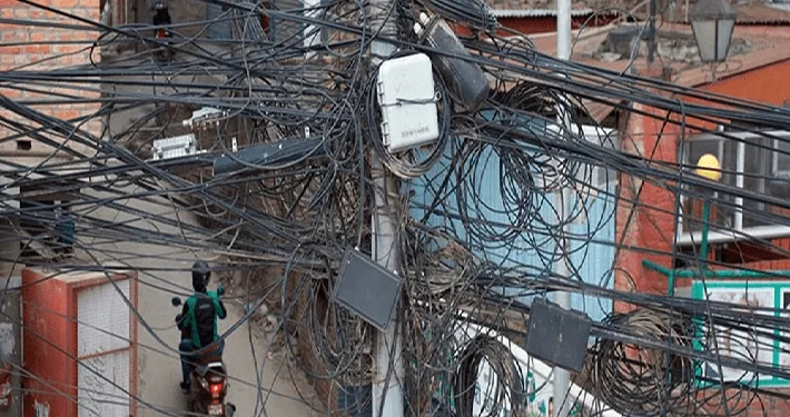 तारैतारले जेलिएको राजधानी
