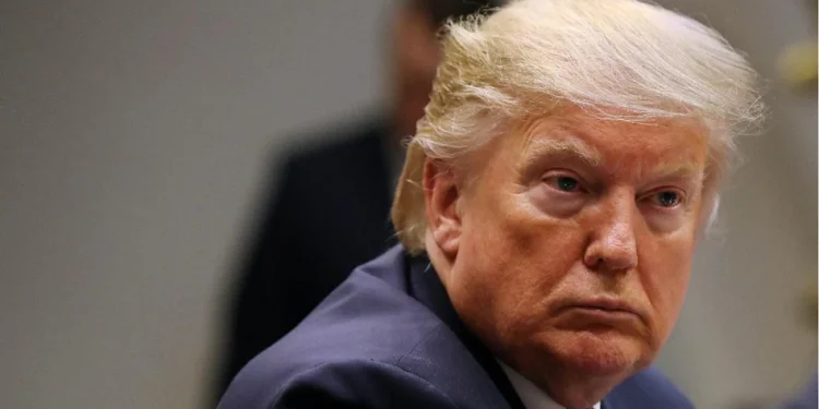 ट्रम्प माथी मुद्दै मुद्दा, बिहीबार अदालतमा हाजिर हुदैँ